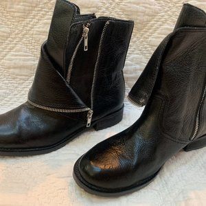 DV Dolce Vita Leather Black Bootie sz 8.5